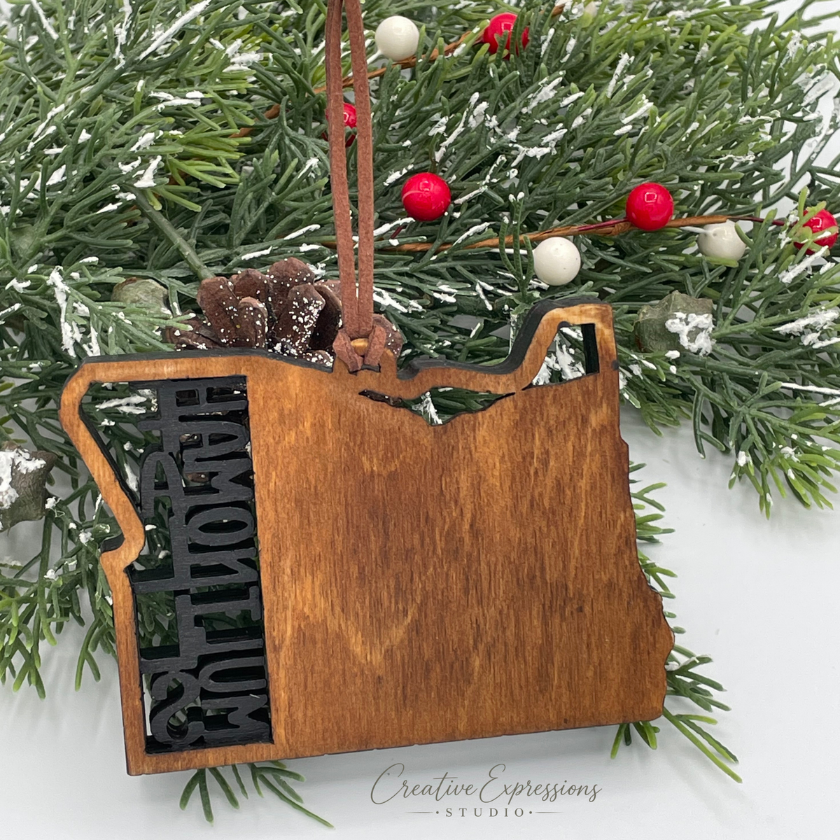 Multnomah Falls Ornament – Oregon Landmark Keepsake